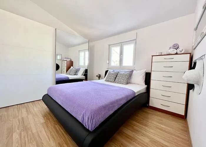 Apartman Penthouse Lux With A Panoramic View, Located On The Beachfront Of Ciovo-trogir