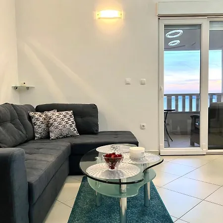 公寓 Penthouse Lux With A Panoramic View, Located On The Beachfront Of Ciovo-trogir *